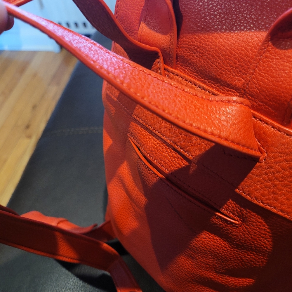 Tory Burch pebble backpack 🎒 - Picture 13 of 16
